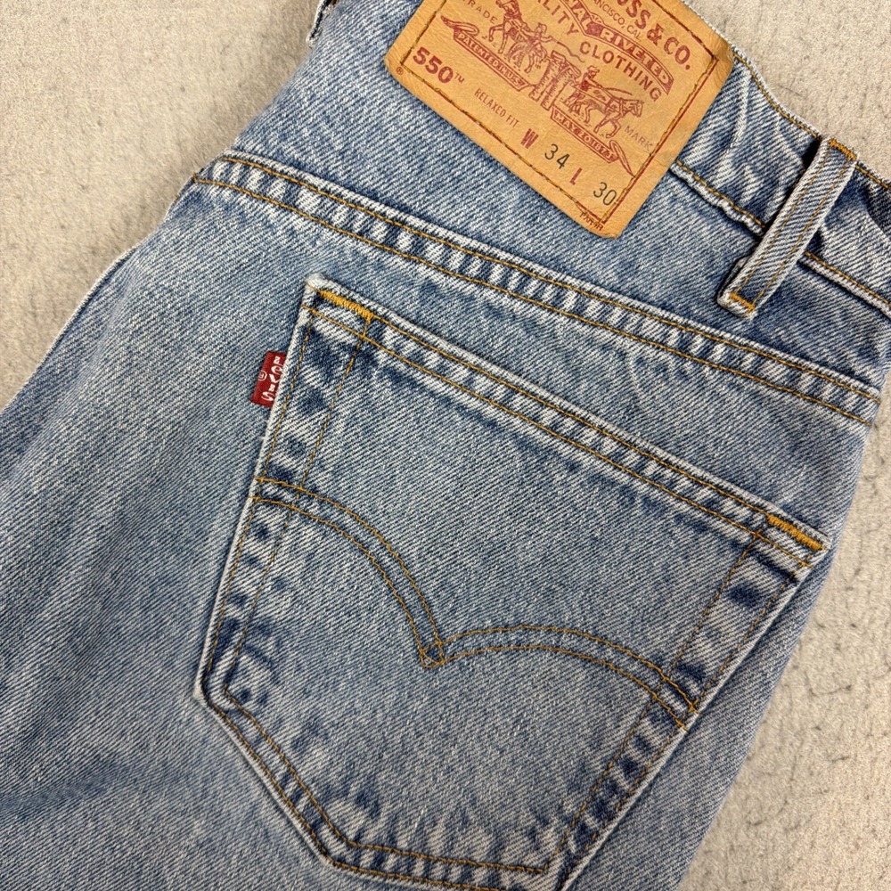 Levis 550 Jeans Mens Size 34x30 Relaxed Fit Denim Made in USA Y2K 90's Grunge